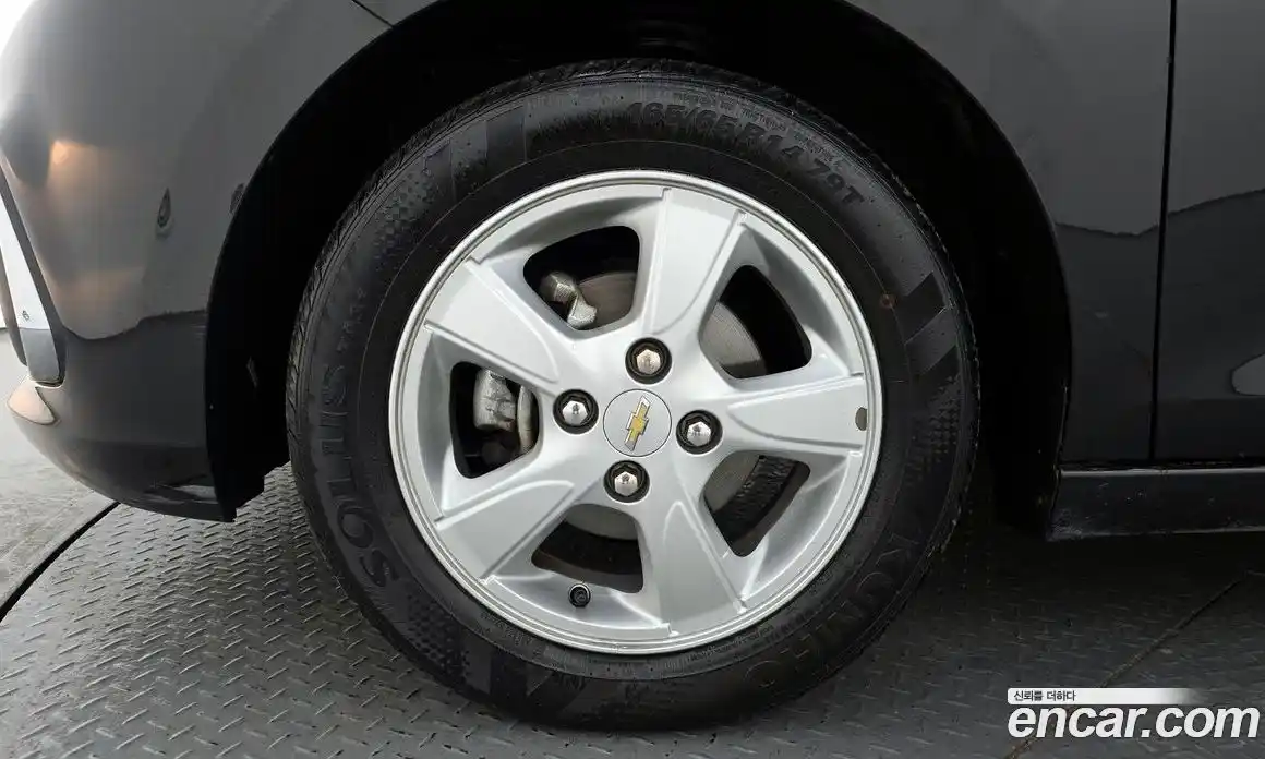 Chevrolet Spark 2016 1.0 Автомат в Москве № 528126, фото 5