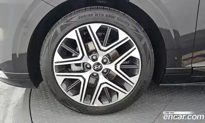 Hyundai Grandeur 2025 1.6 Автомат в Москве № 529614, миниатюра 5