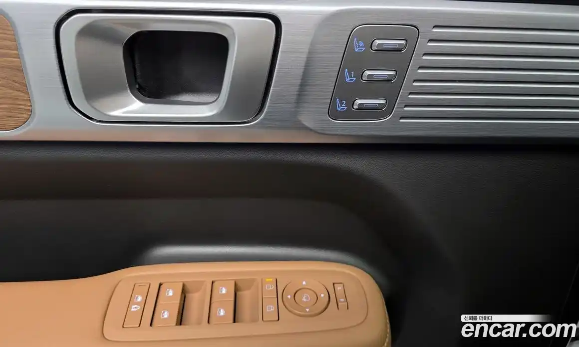 Hyundai Santa Fe 2024 1.6 Автомат в Москве № 529762, фото 18