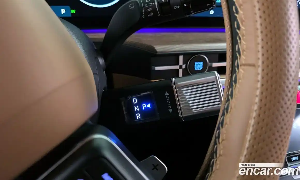 Hyundai Santa Fe 2024 1.6 Автомат в Москве № 529762, фото 9