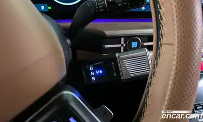 Hyundai Santa Fe 2024 1.6 Автомат в Москве № 529762, миниатюра 9