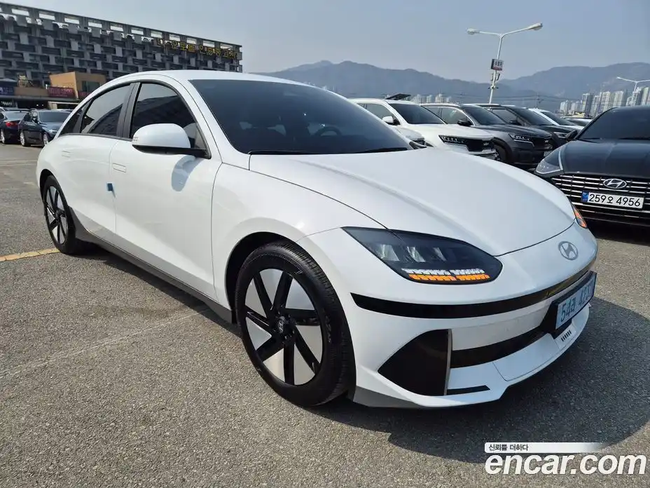 Hyundai Ioniq 6 2025 0.1 Автомат в Москве № 529815, фото 3