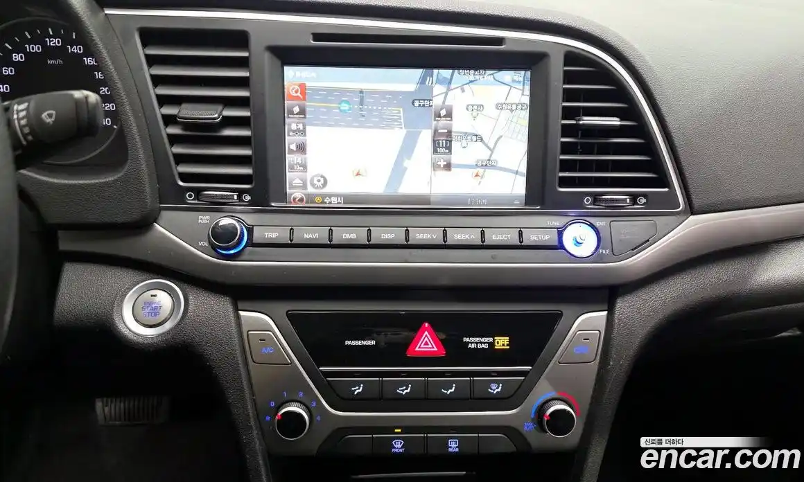 Hyundai Avante 2017 1.6 Автомат в Москве № 530749, фото 14