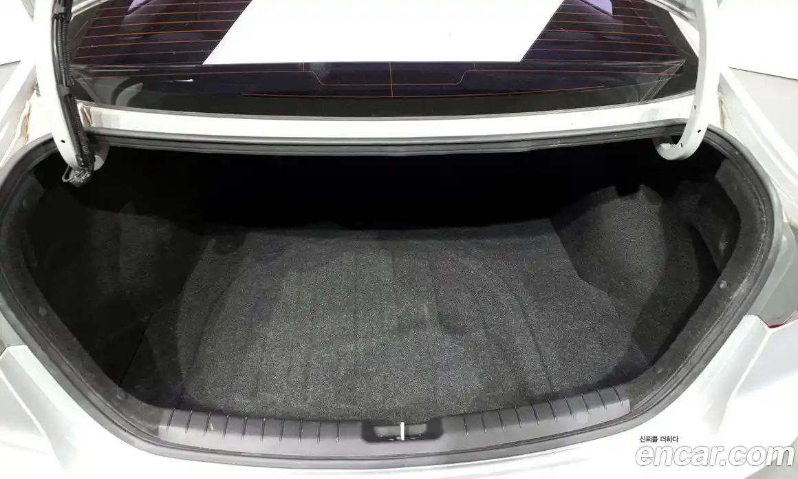 Hyundai Avante 2017 1.6 Автомат в Москве № 530749, фото 20