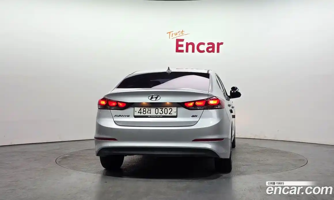 Hyundai Avante 2017 1.6 Автомат в Москве № 530749, фото 4