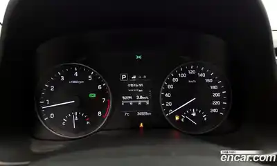 Hyundai Avante 2017 1.6 Автомат в Москве № 530749, миниатюра 8