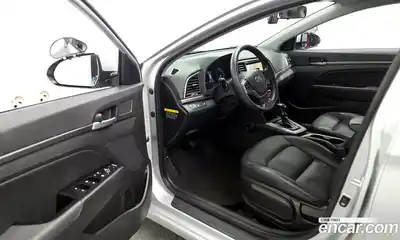 Hyundai Avante 2017 1.6 Автомат в Москве № 530749, миниатюра 10
