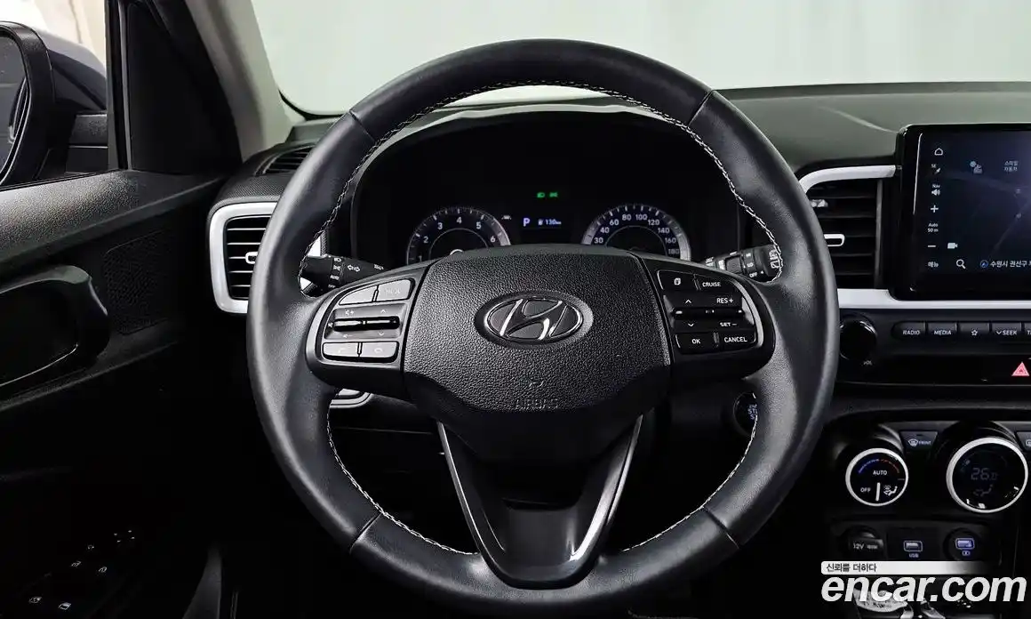 Hyundai Venue 2021 1.6 Автомат в Москве № 530804, фото 13