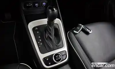 Hyundai Venue 2021 1.6 Автомат в Москве № 530804, миниатюра 9