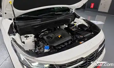 Kia Seltos 2025 2.0 Автомат в Москве № 532473, миниатюра 6