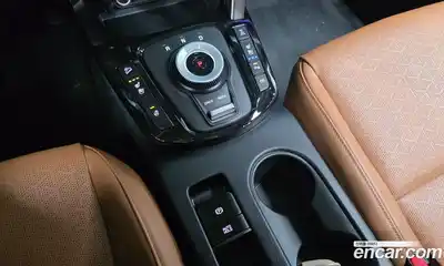 Kia Seltos 2025 2.0 Автомат в Москве № 532473, миниатюра 9