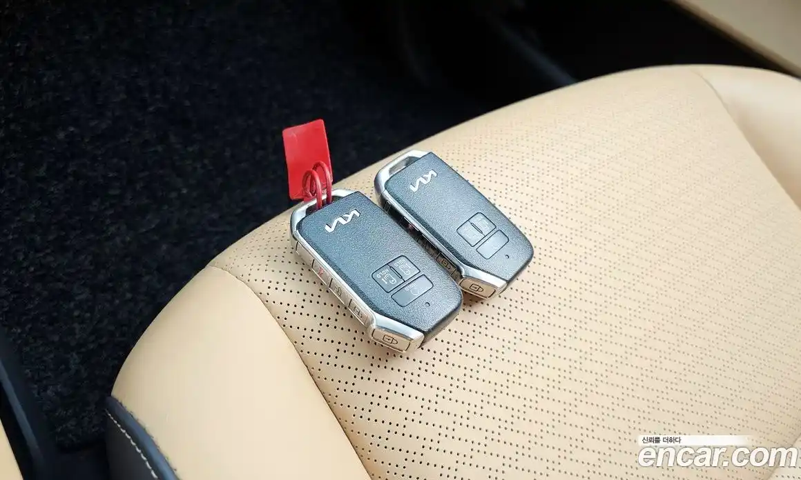 Kia Canival 2022 2.2 Автомат в Москве № 533687, фото 18