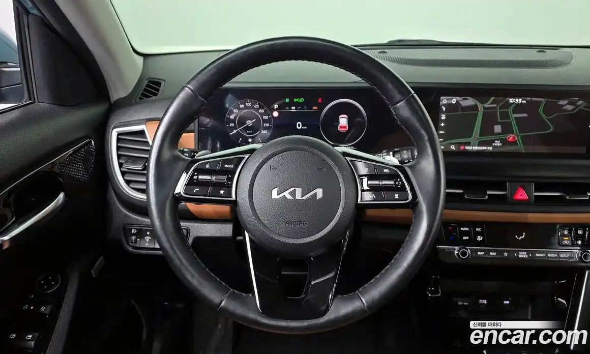 Kia Seltos 2024 1.6 Автомат в Москве № 534364, фото 13