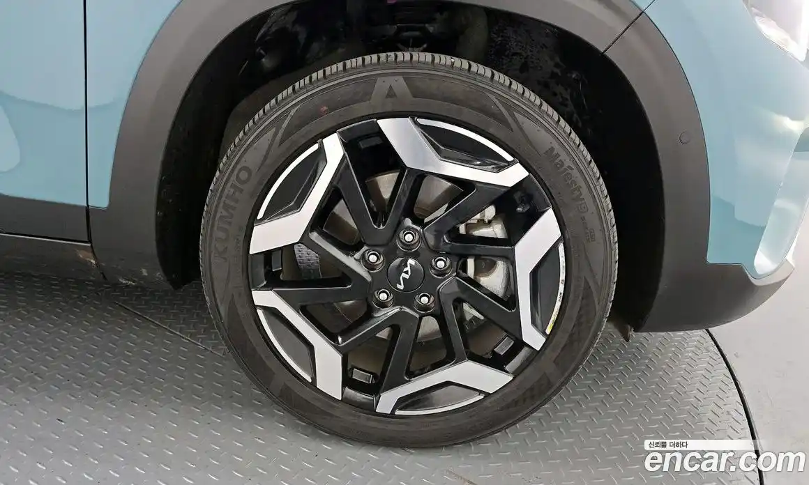 Kia Seltos 2024 1.6 Автомат в Москве № 534364, фото 5