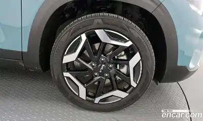 Kia Seltos 2024 1.6 Автомат в Москве № 534364, миниатюра 5