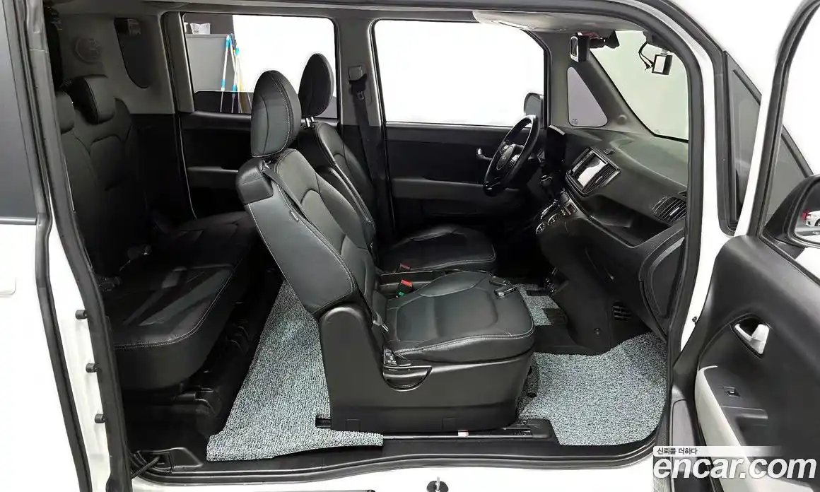 Kia Ray 2023 1.0 Автомат в Москве № 534384, фото 11