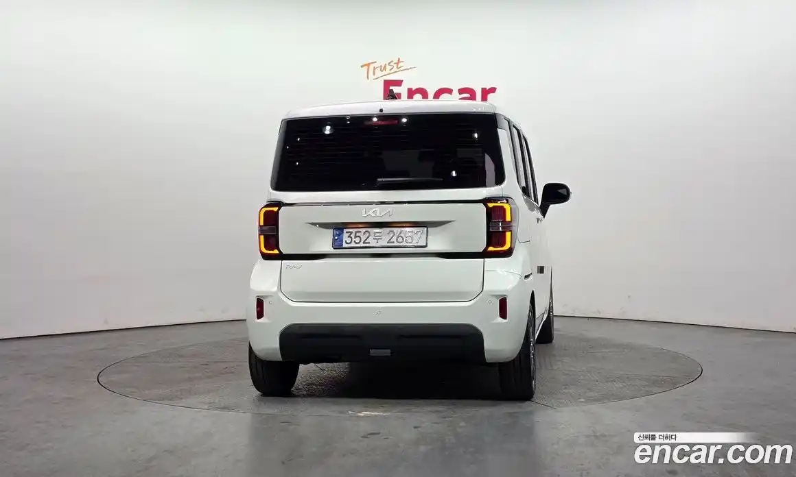 Kia Ray 2023 1.0 Автомат в Москве № 534384, фото 4