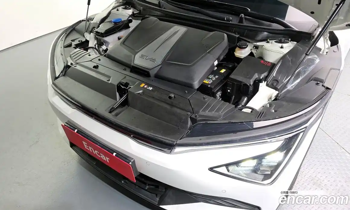 Kia EV6 2025 0.1 Автомат в Москве № 534392, фото 6