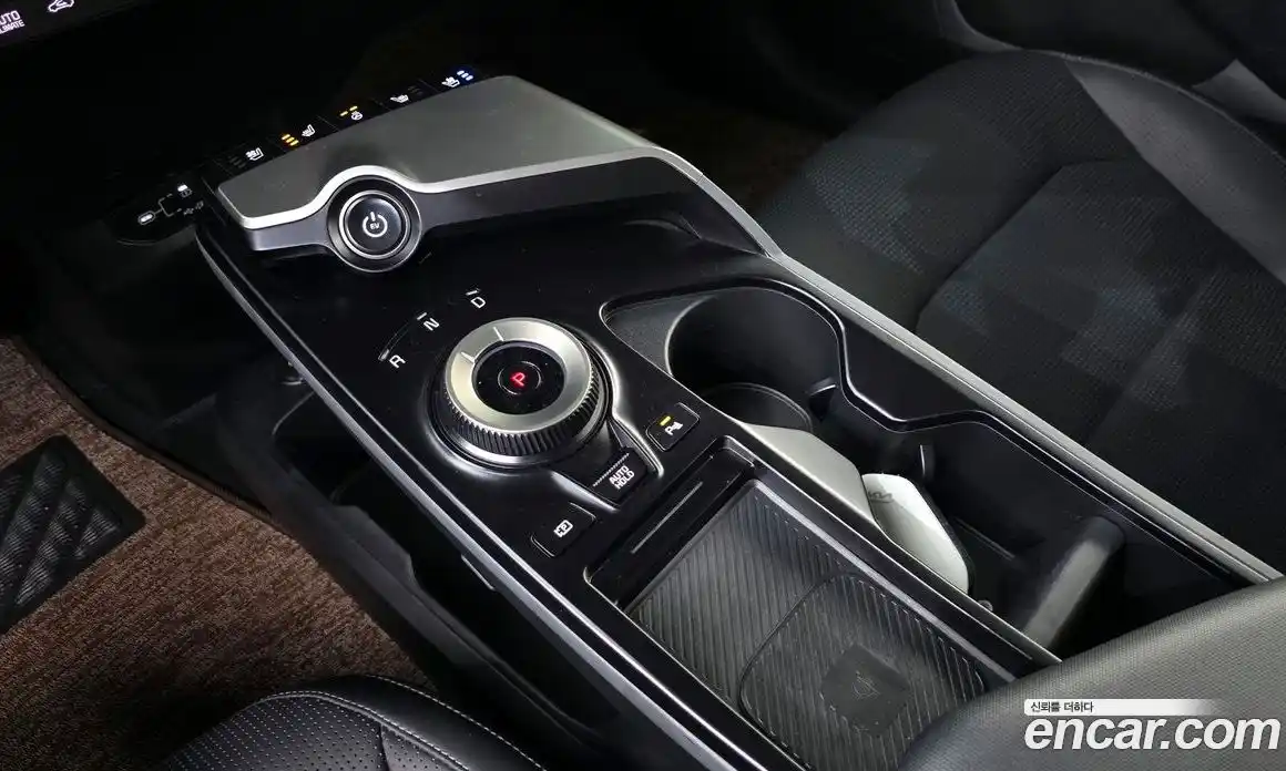 Kia EV6 2025 0.1 Автомат в Москве № 534392, фото 9