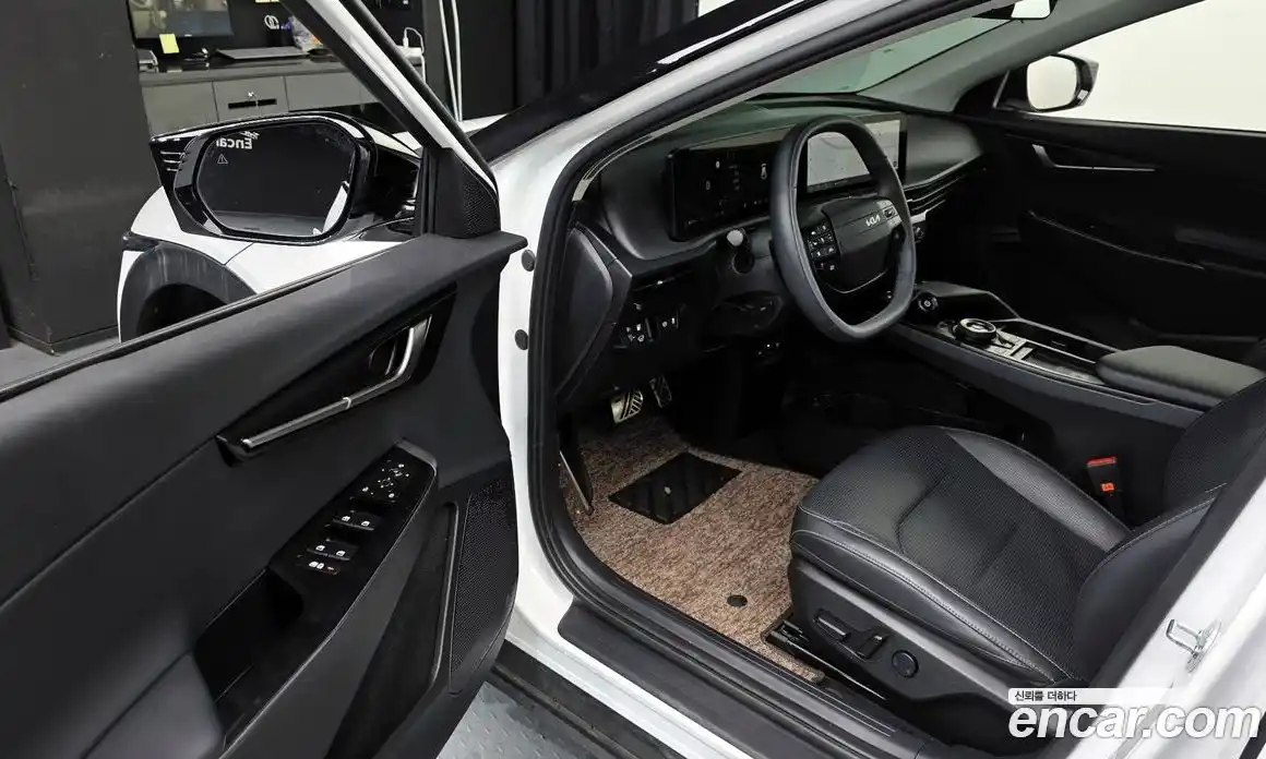 Kia EV6 2025 0.1 Автомат в Москве № 534392, фото 10