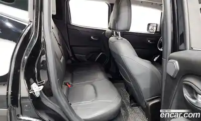 Jeep Renegade 2018 2.0 Автомат в Москве № 534782, миниатюра 12
