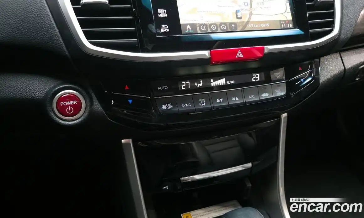 Honda Accord 2017 2.0 Автомат в Москве № 535439, фото 17