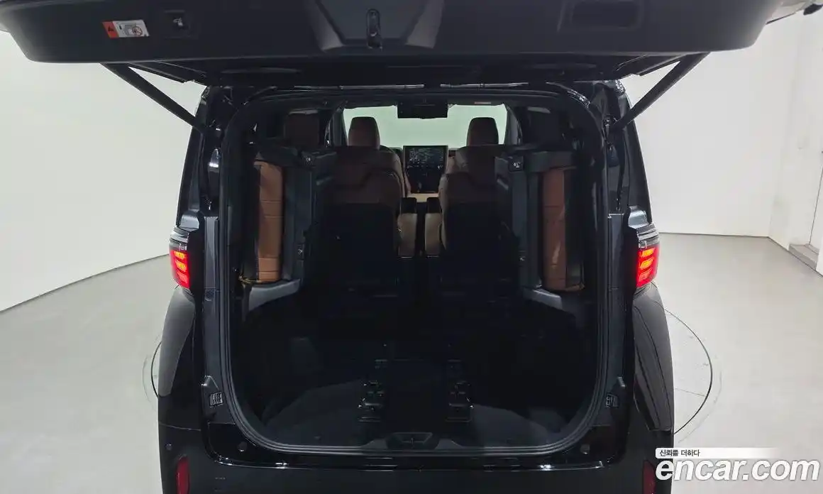 Toyota Alphard 2024 2.5 Автомат в Москве № 535446, фото 20