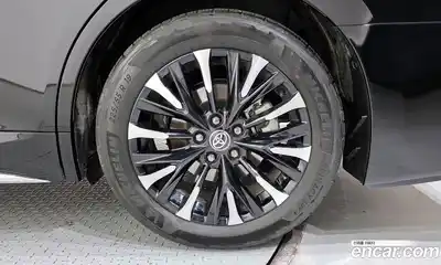 Toyota Alphard 2024 2.5 Автомат в Москве № 535446, миниатюра 5