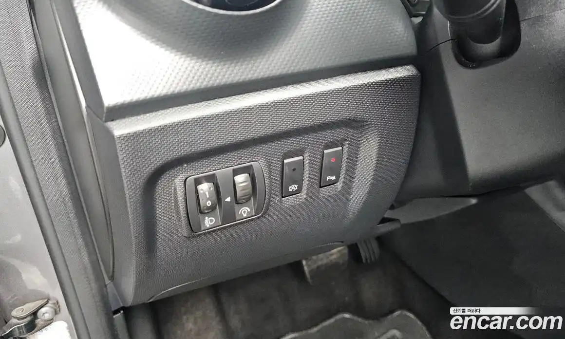 Renault QM3 2016 1.5 Автомат в Москве № 536036, фото 18