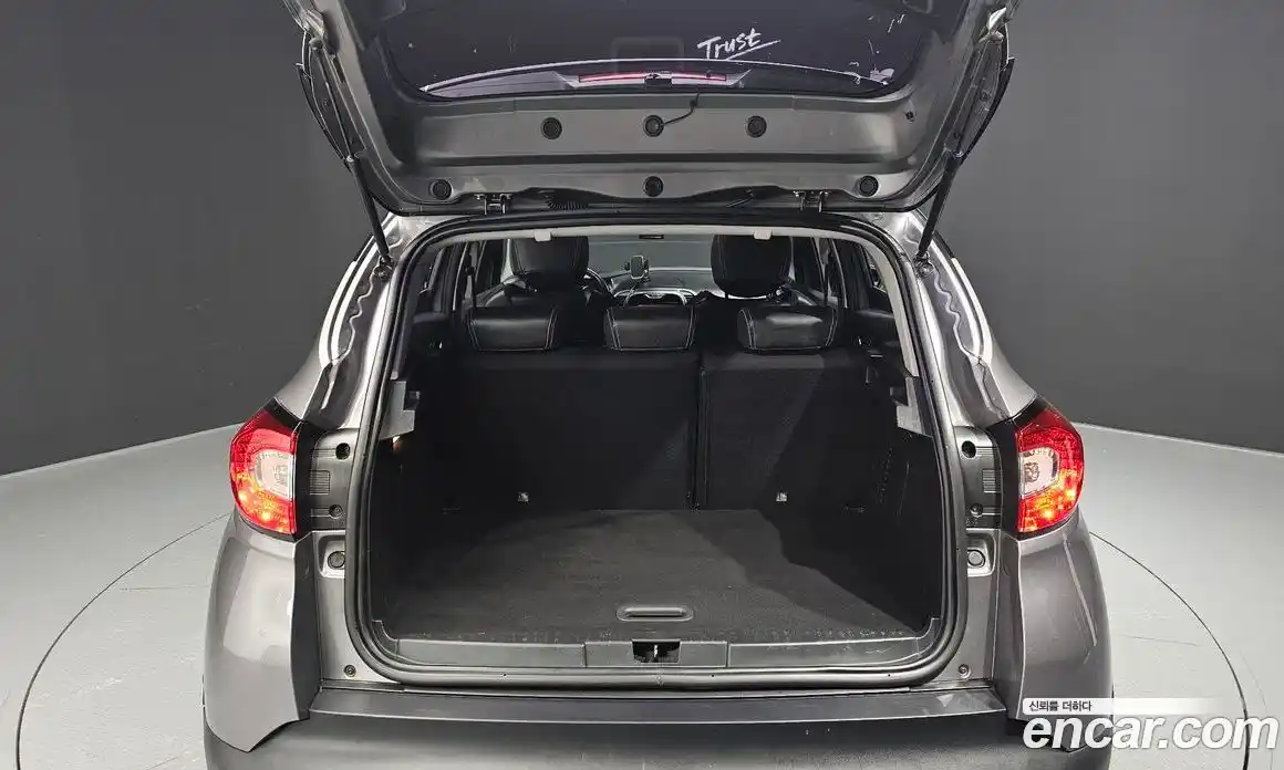 Renault QM3 2016 1.5 Автомат в Москве № 536036, фото 20