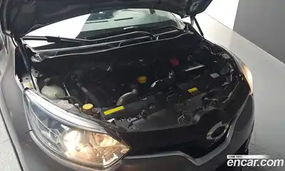 Renault QM3 2016 1.5 Автомат в Москве № 536036, миниатюра 6