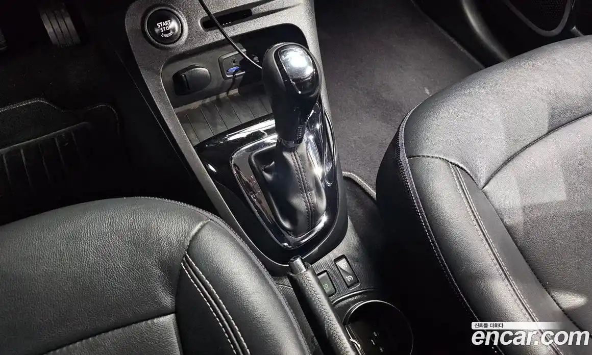 Renault QM3 2016 1.5 Автомат в Москве № 536036, фото 9