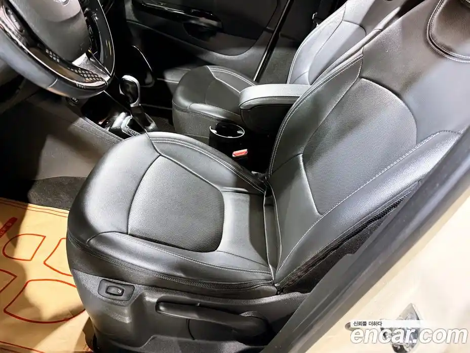 Renault QM3 2017 1.5 Автомат в Москве № 536807, фото 18