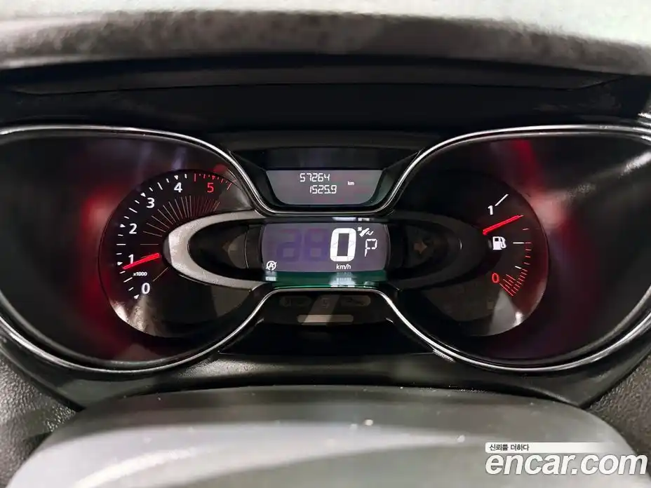 Renault QM3 2017 1.5 Автомат в Москве № 536807, фото 5