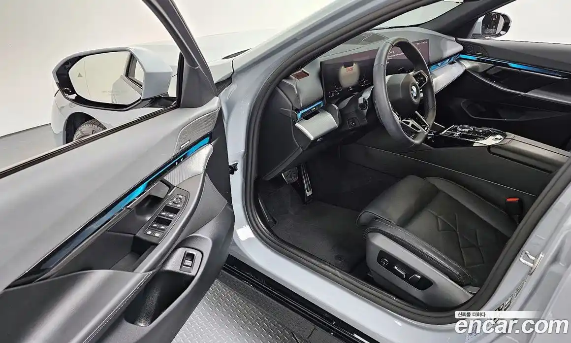 BMW 5-Series 2025 2.0 Автомат в Москве № 538385, фото 11