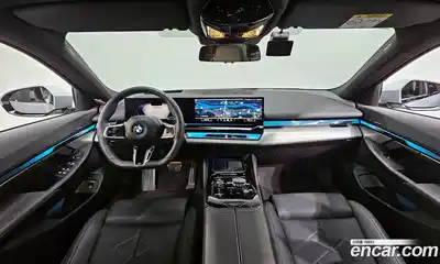 BMW 5-Series 2025 2.0 Автомат в Москве № 538385, миниатюра 7