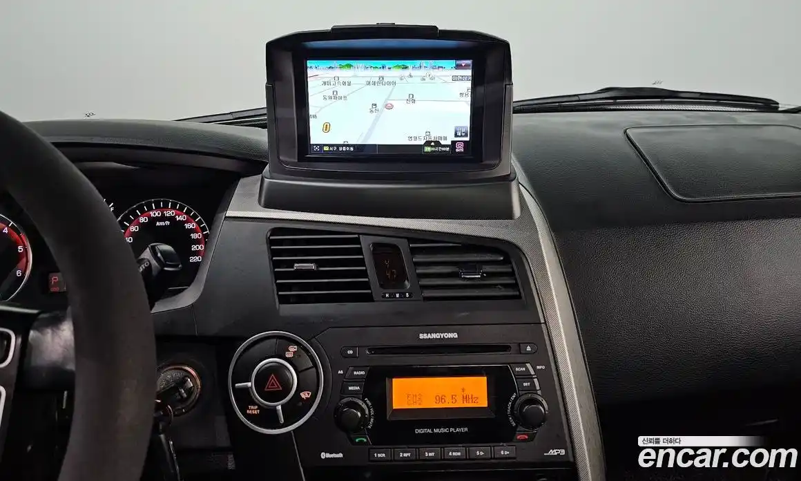 SsangYong Korando 2014 2.0 Автомат в Москве № 539134, фото 18