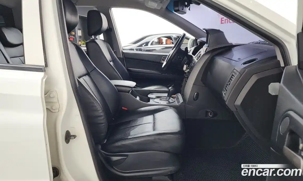 SsangYong Korando 2015 2.0 Автомат в Москве № 539376, фото 11