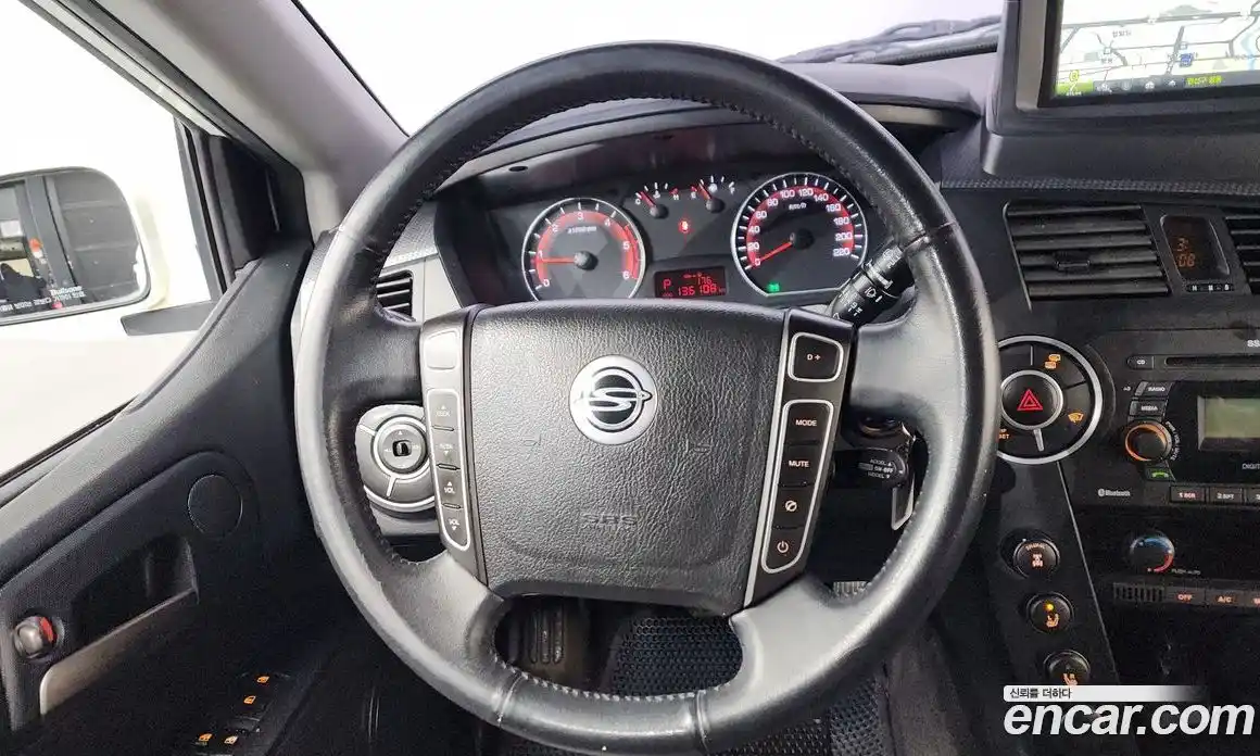 SsangYong Korando 2015 2.0 Автомат в Москве № 539376, фото 13