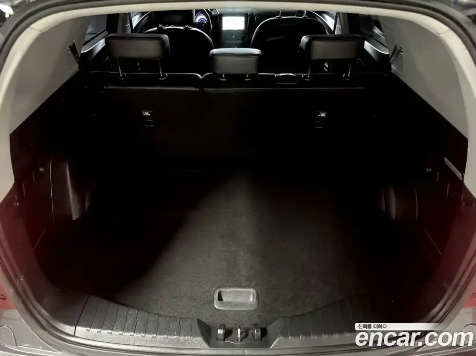 SsangYong TIBOLI 2017 1.6 Автомат в Москве № 539835, фото 15