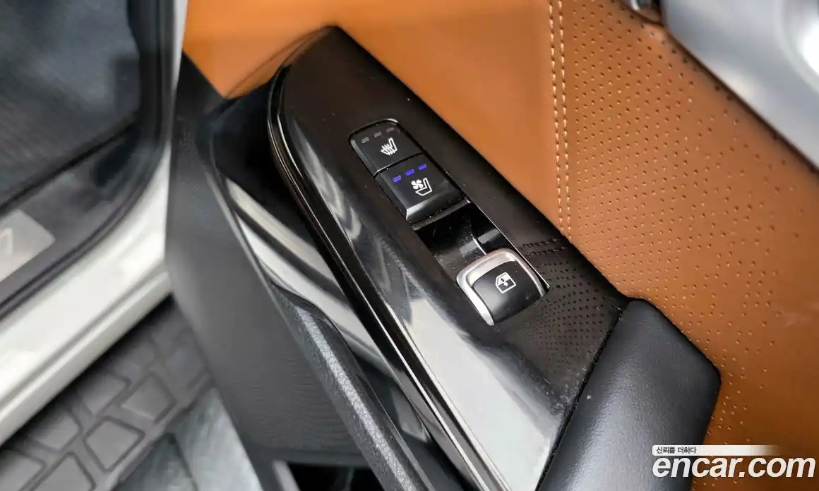 Kia Mohave 2022 3.0 Автомат в Москве № 53989, фото 19