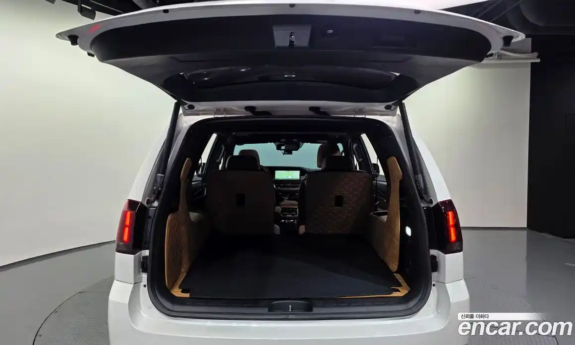 Kia Mohave 2022 3.0 Автомат в Москве № 53989, фото 20