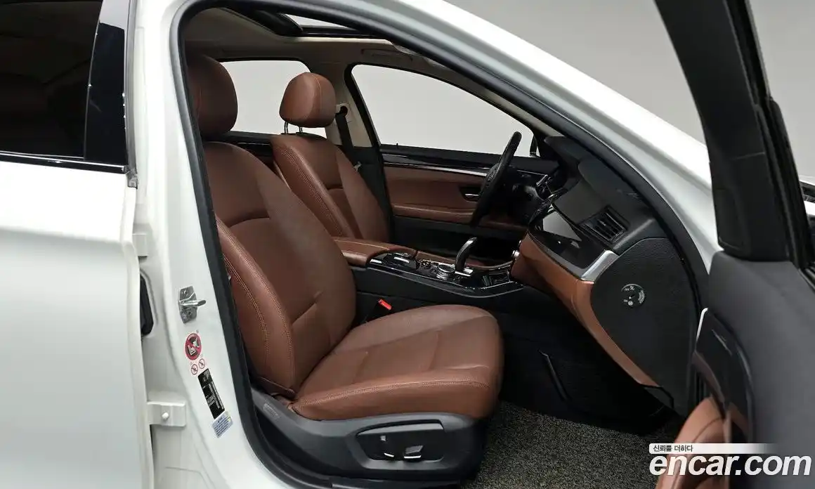 BMW 5-Series 2016 2.0 Автомат в Москве № 540631, фото 9