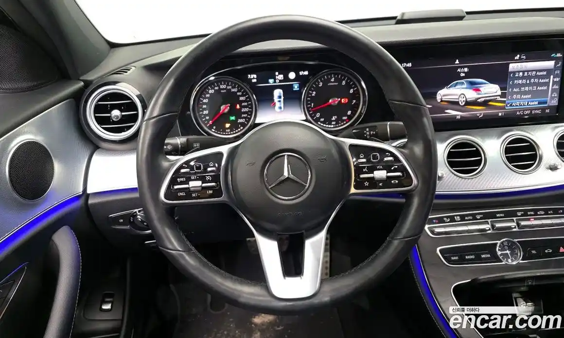 Mercedes-Benz E-Class 2020 2.0 Автомат в Москве № 542370, фото 13