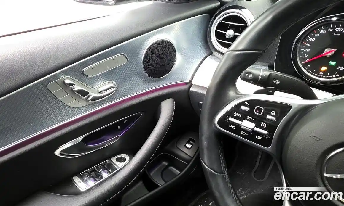 Mercedes-Benz E-Class 2020 2.0 Автомат в Москве № 542370, фото 17