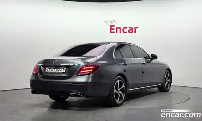 Mercedes-Benz E-Class 2020 2.0 Автомат в Москве № 542370, миниатюра 2