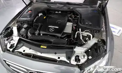 Mercedes-Benz E-Class 2020 2.0 Автомат в Москве № 542370, миниатюра 6