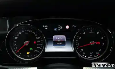 Mercedes-Benz E-Class 2020 2.0 Автомат в Москве № 542370, миниатюра 8