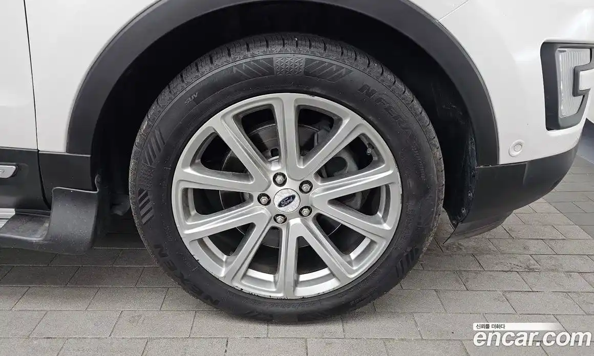 Ford Explorer 2016 2.3 Автомат в Москве № 542523, фото 5