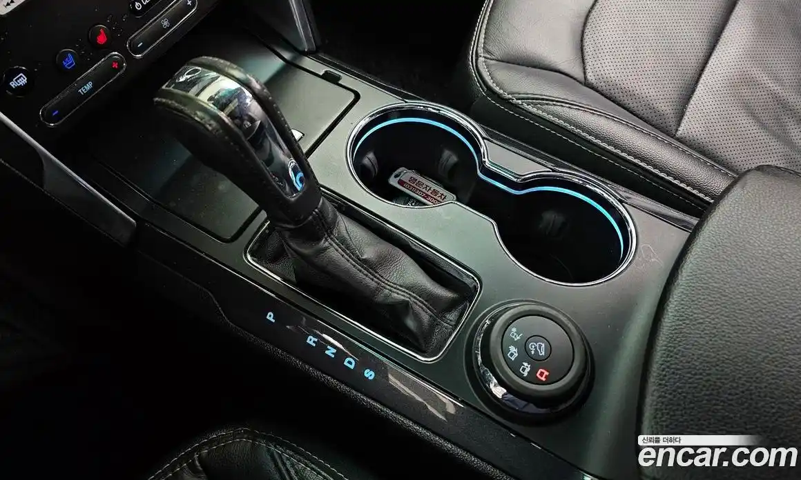 Ford Explorer 2016 2.3 Автомат в Москве № 542523, фото 9